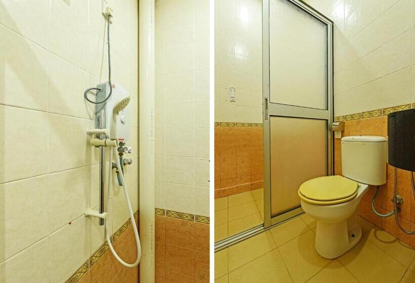 فندق Super Capital O 90434 Marmoris House