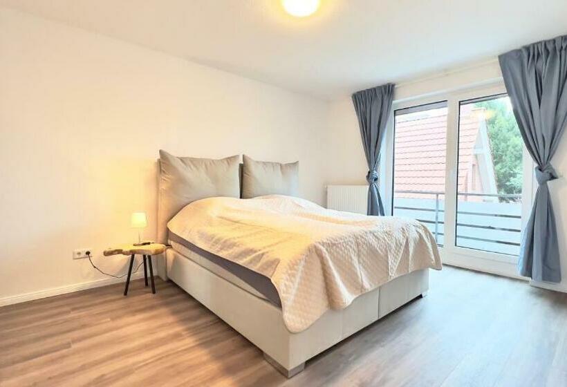 住宿加早餐  Großes City Ferienhaus Mit Terrasse, Grill Und Parkplatz F19