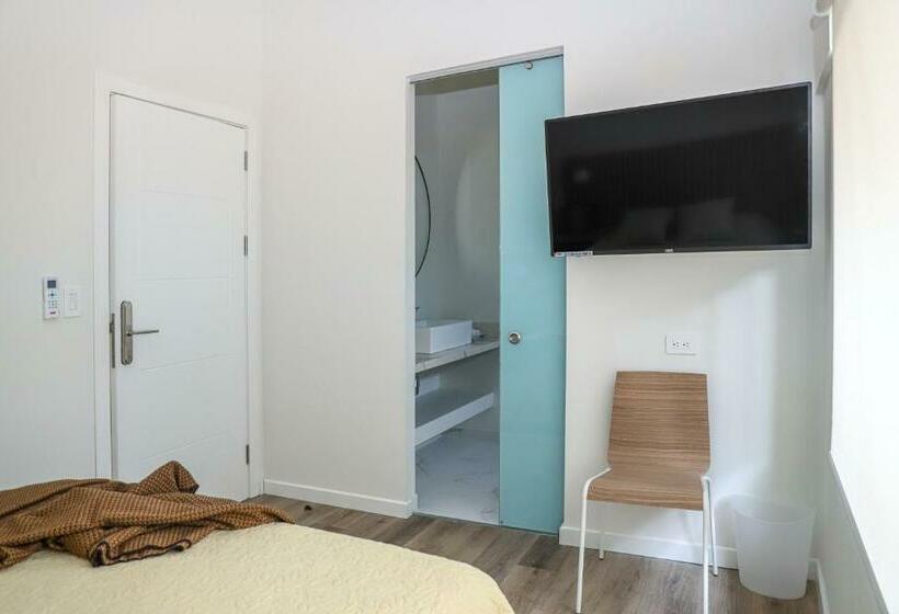צימר Colina Inn