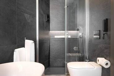 هتل Mourasuites