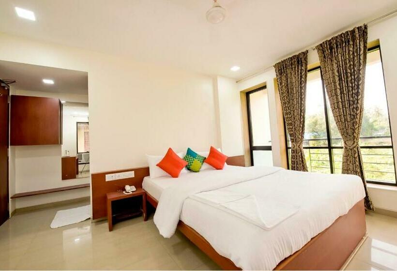 בית מלון כפרי Shivprabha