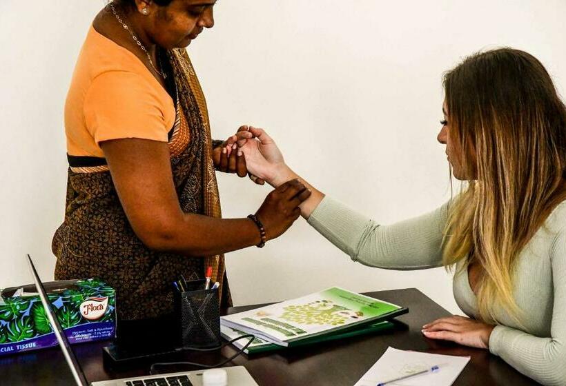 בית מלון כפרי Velmarie 10 Days Beginners Ayurveda Course