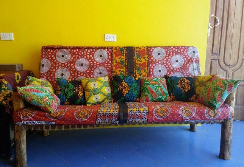 펜션 La Locanda Lodge Apartment, 4 Double Rooms & Kitchen Near The Beach