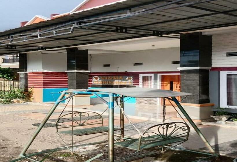 بنسيون Wisma Tenrisannae