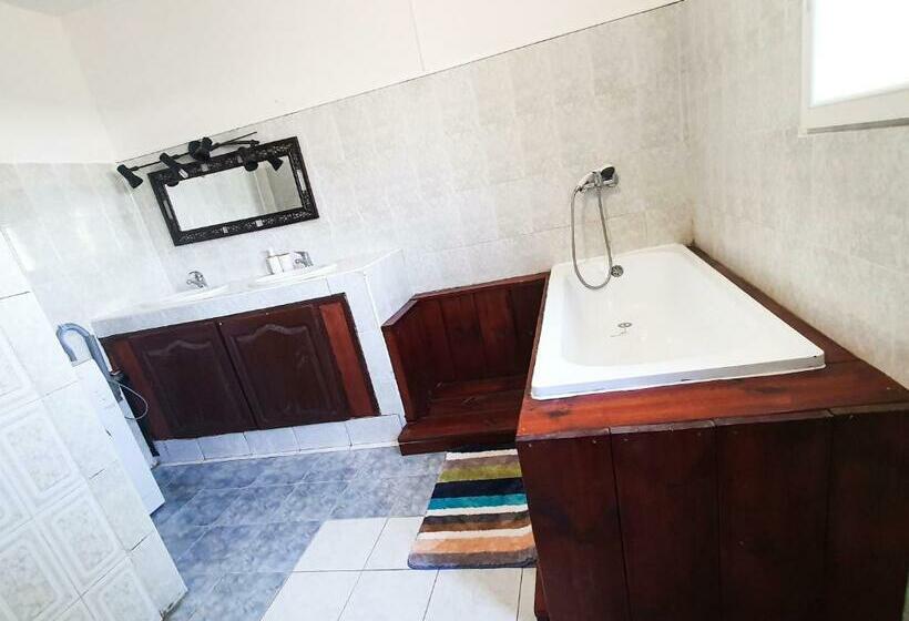 تختخواب و صبحانه L Auberge De L île : Chambres D Hôtes