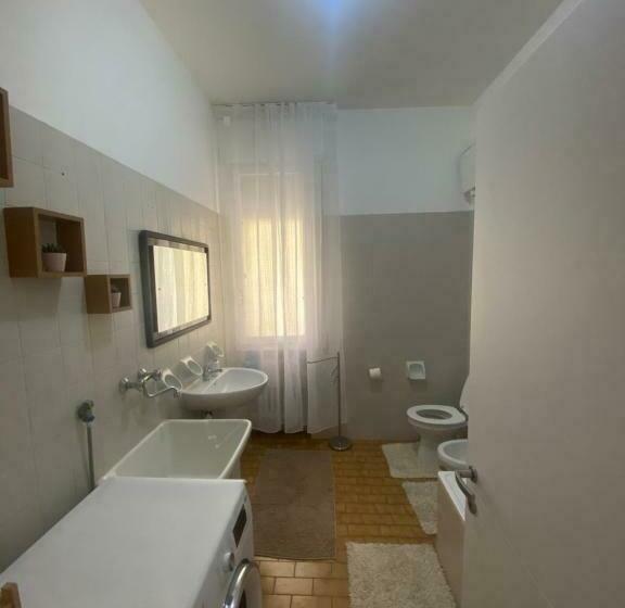 Bed and Breakfast Zola Centro