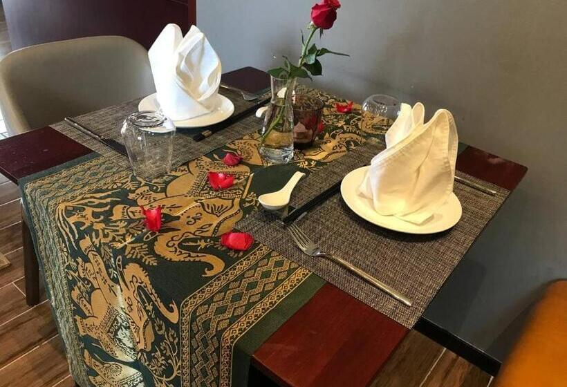 V V Hotel Battambang