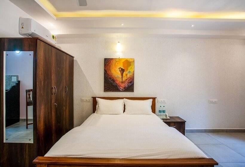 펜션 Whiteboard Homes Siolim
