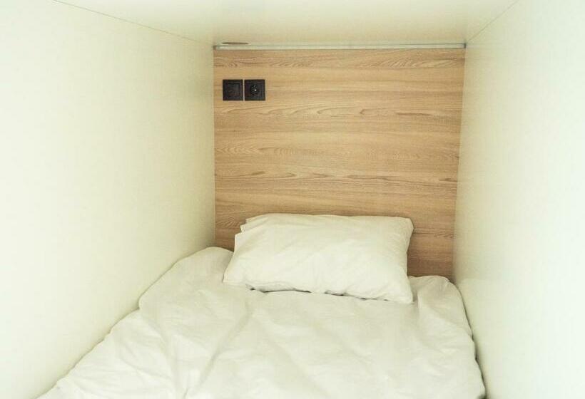 D   Hostel