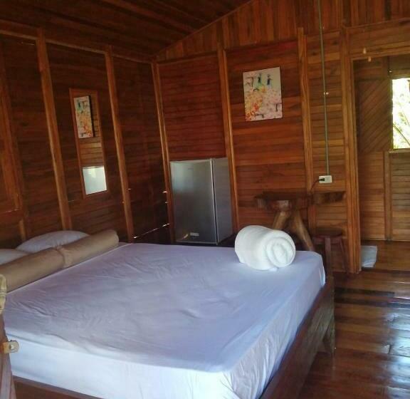 酒店 Cabañas Los Laguitos Rio Celeste
