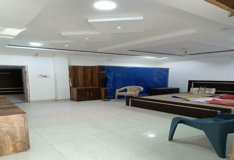 בית מלון כפרי Pop 84630 Jp Palace