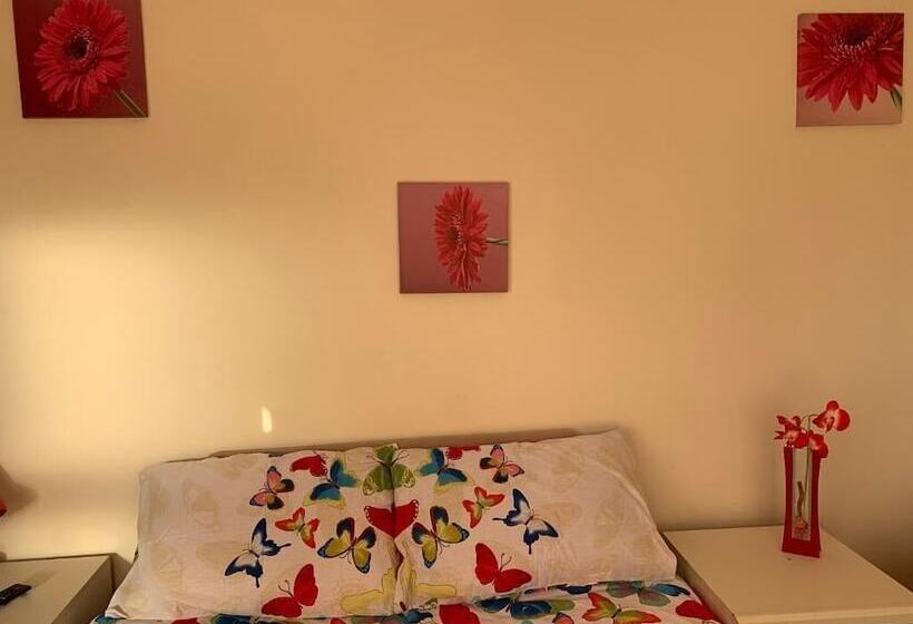 پانسیون Busy Bee Guest House Self Service