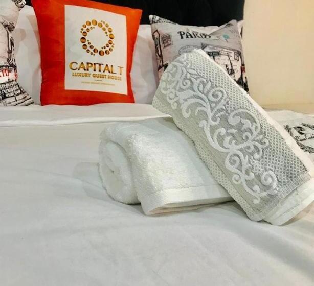 ペンション Capitalt Luxury Guest House