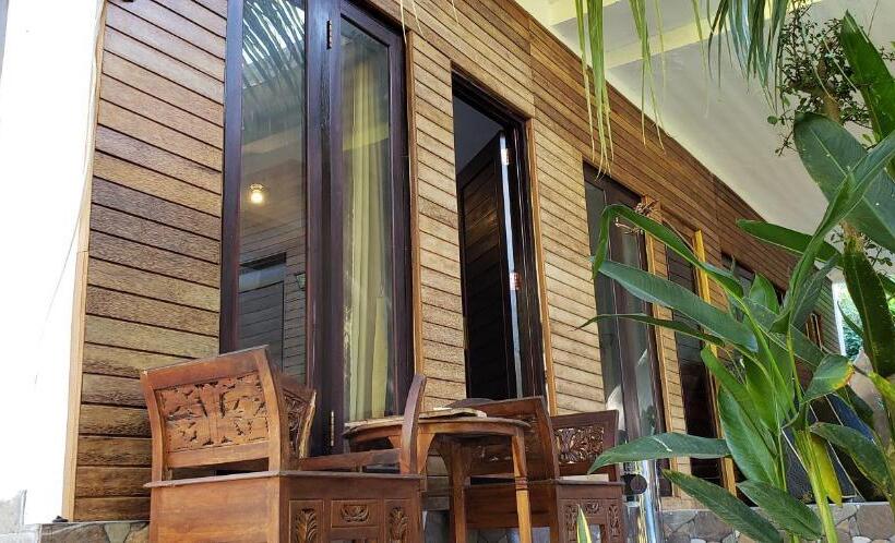 Пансион Citronella Home Stay