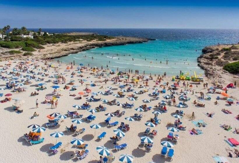 Aparthotel Flora Park