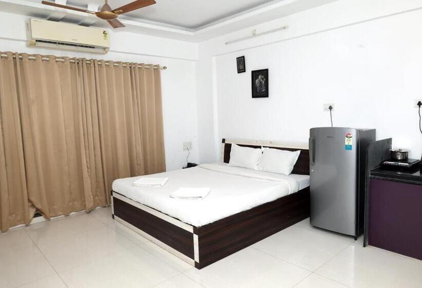 هتل Nilaya Nest Away