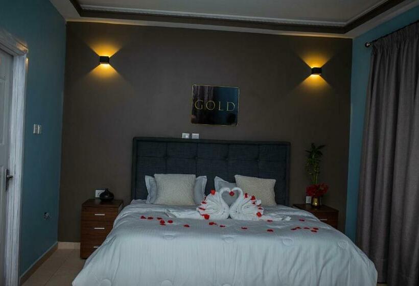 فندق Piano & Gold Collections, Peduase