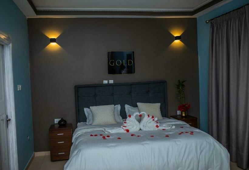 فندق Piano & Gold Collections, Peduase