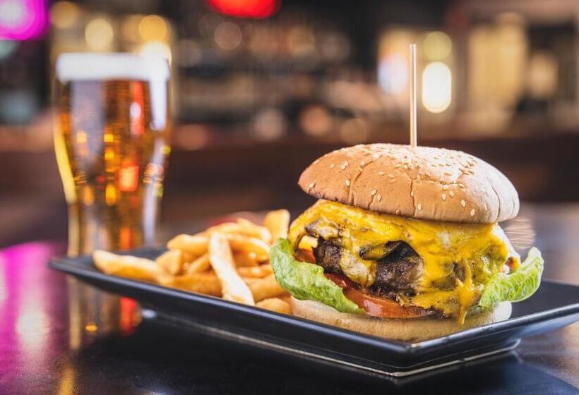 فندق Red Sands Accommodation Newman