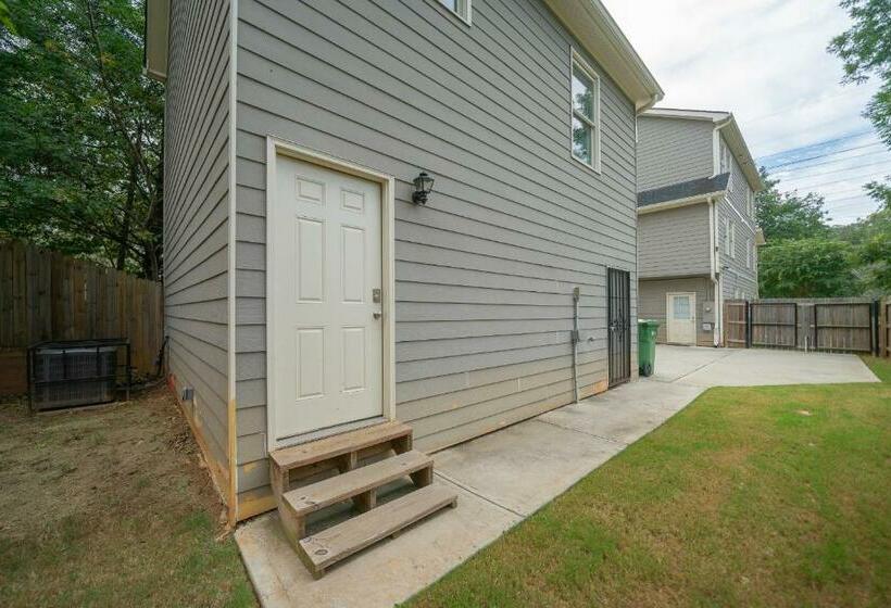 بنسيون Lovely Cozy Studio In Heart Of Atlanta