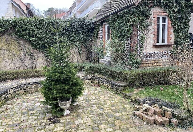 تختخواب و صبحانه Le Parc Du Magnolia