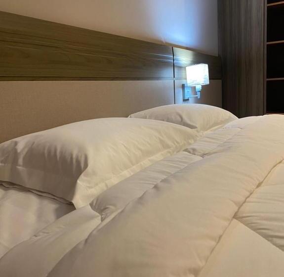 هتل Keep Suites