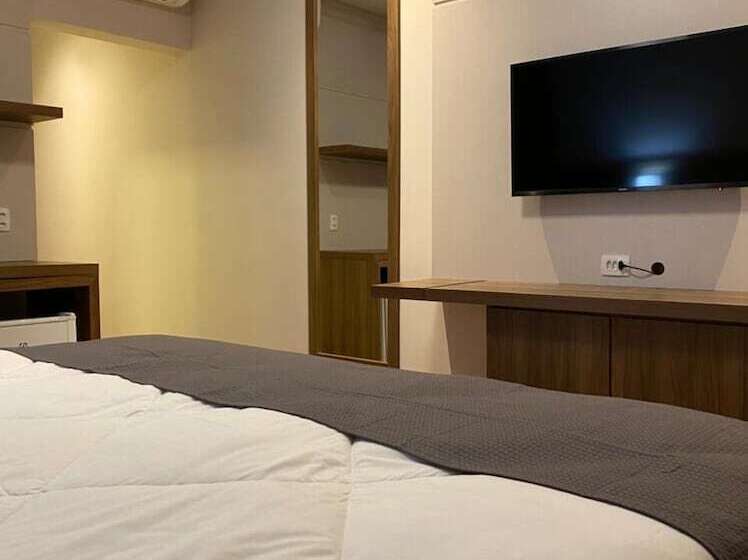 هتل Keep Suites