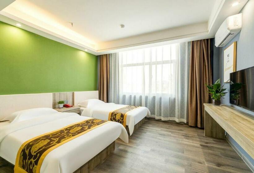 Suoxing Hotel Longxian Passenger Bus Station