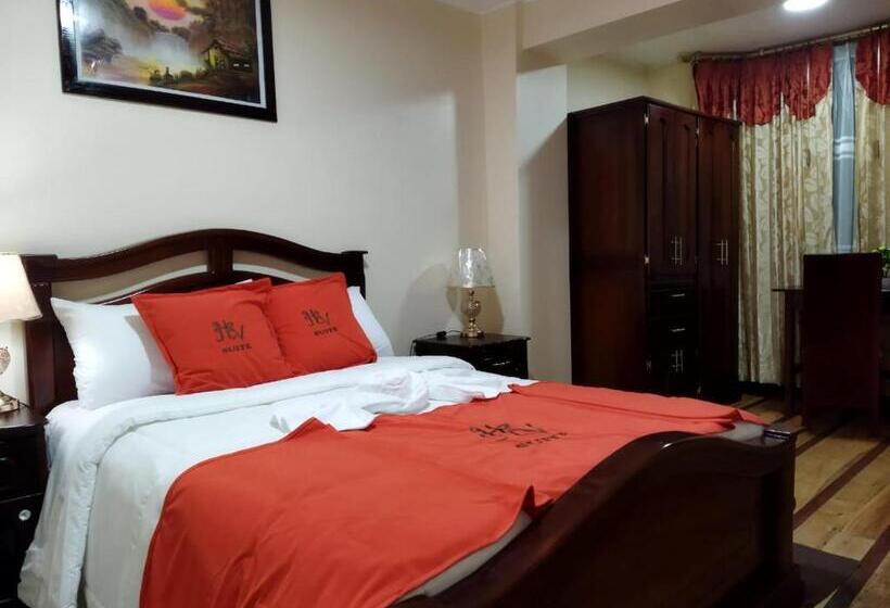 هتل Velanez Suite Riobamba