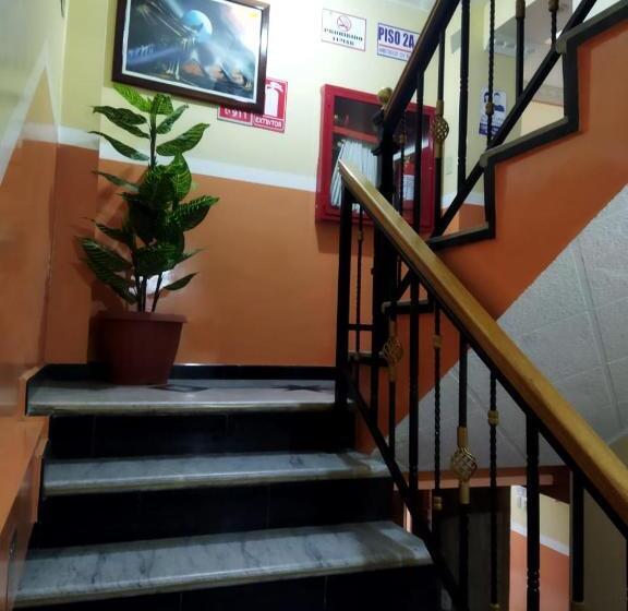 هتل Velanez Suite Riobamba