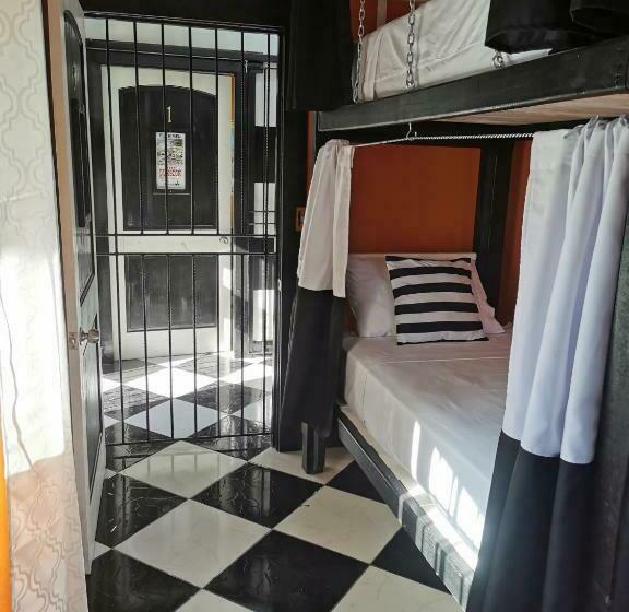 بنسيون Castillo Inspiracion Hostel