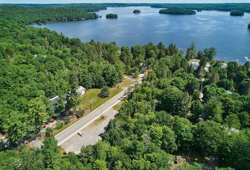 渡假胜地  3 Pines Lodge Muskoka
