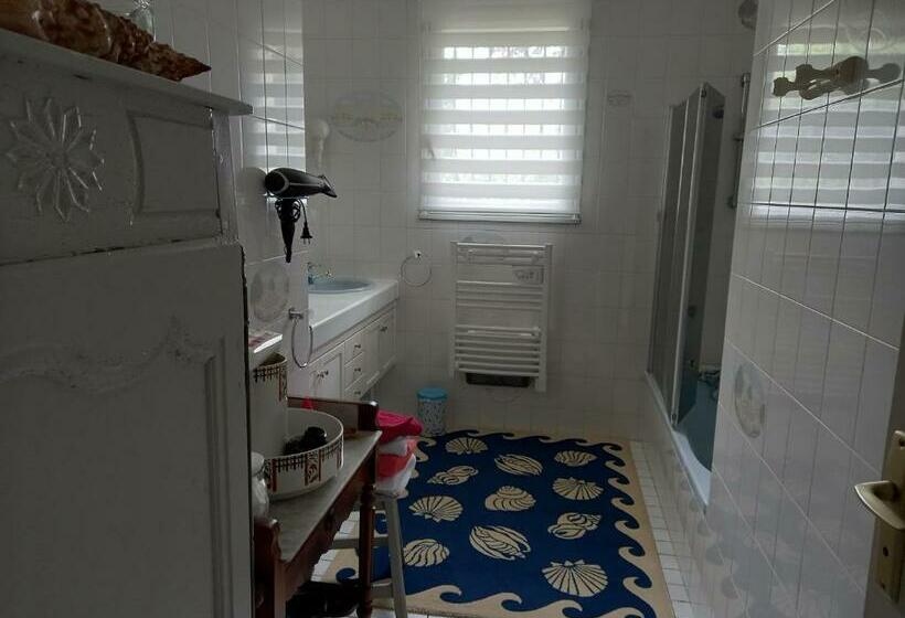 住宿加早餐  Marie