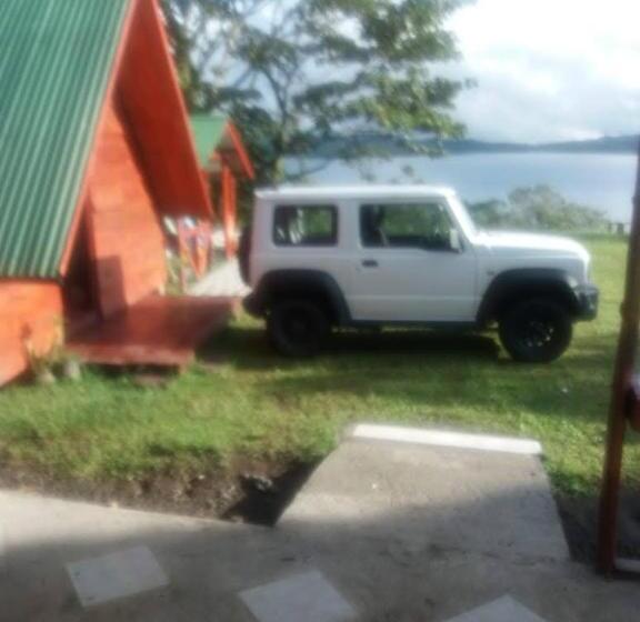 تختخواب و صبحانه Sunset Inn