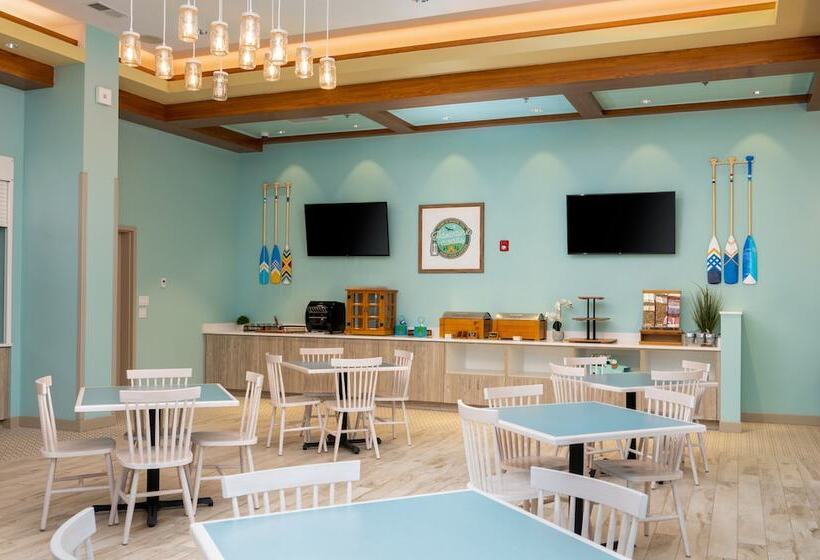 هتل The Lodge At Camp Margaritaville