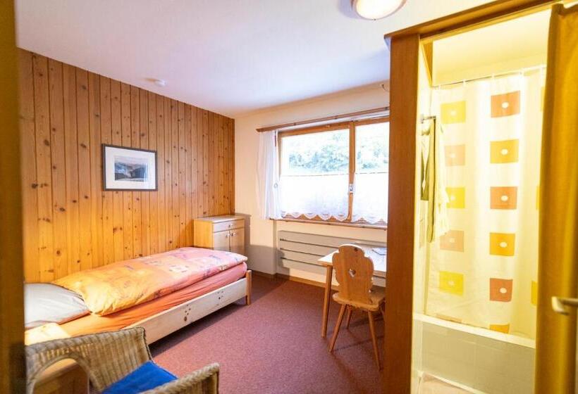 فندق صغير Familiehotel La Randulina