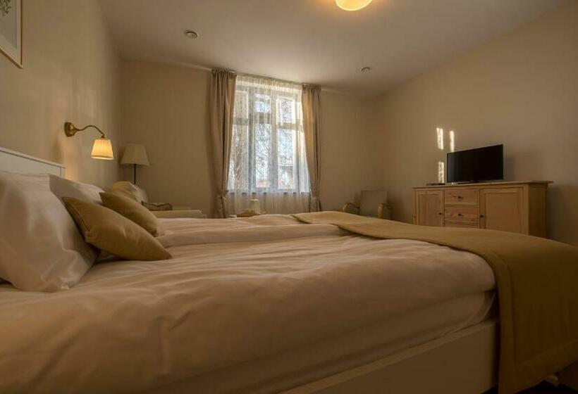Bed and Breakfast Villa Lenka