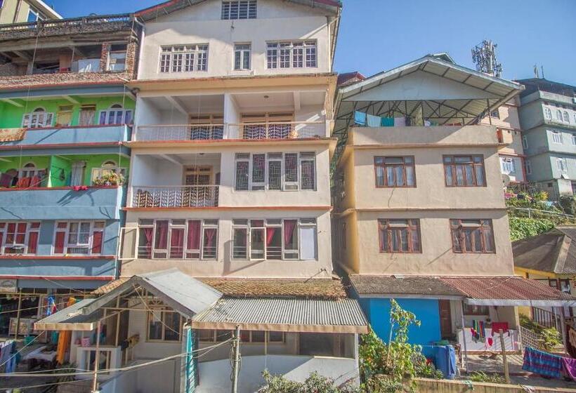 هتل O Nourpem Residency
