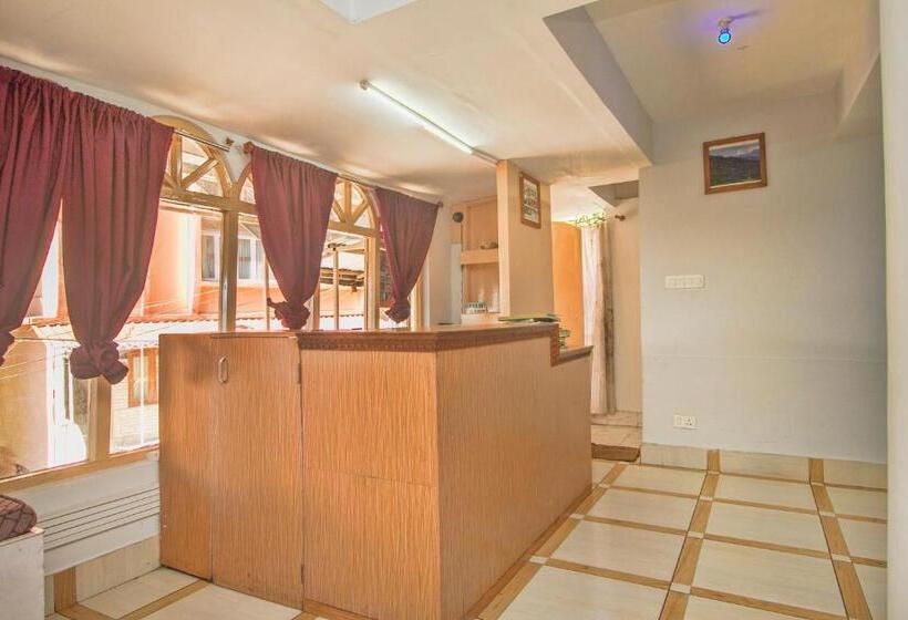 هتل O Nourpem Residency