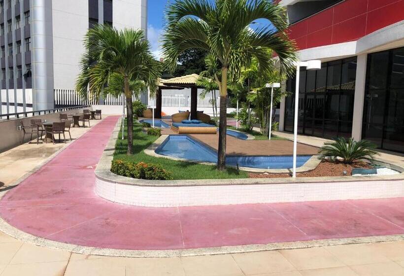 هتل Studio Particular Em