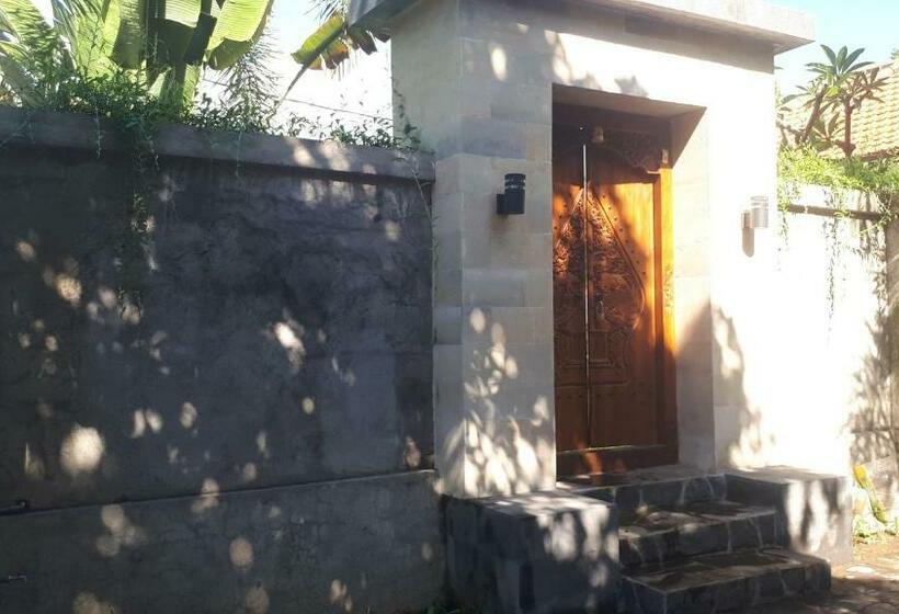 펜션 Gede House Tejakula