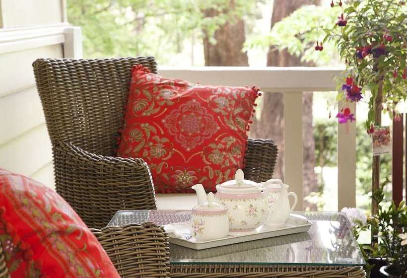 فندق Adeline Bed And Breakfast