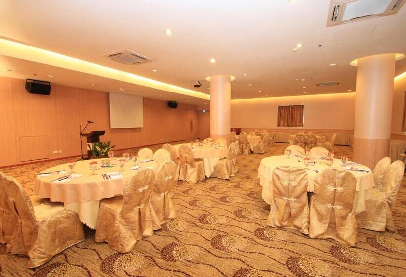 Hotel Crown Vista Batam