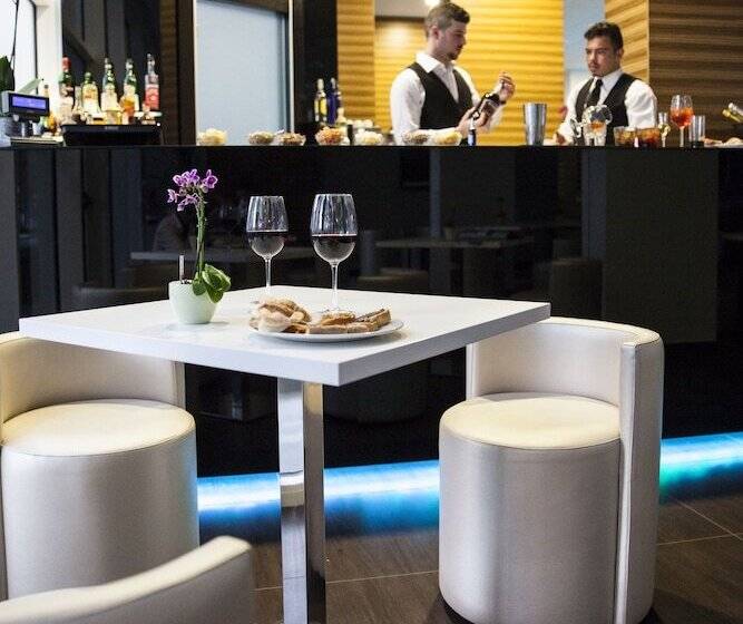 Fotos del hotel Degli Arcimboldi:  16