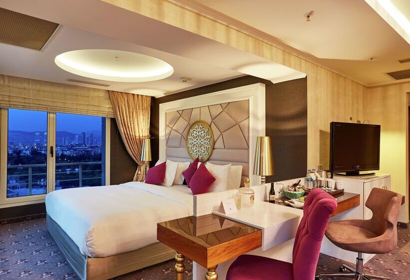 Doubletree By Hilton Hotel Izmir   Alsancak