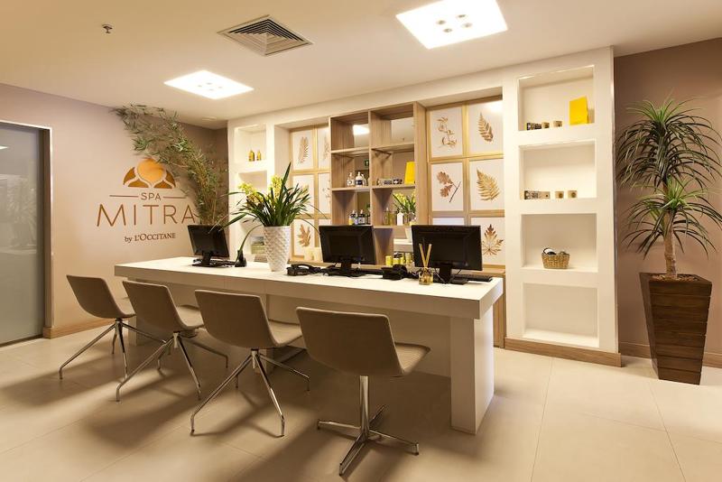 هتل Esuites Savassi Toscanini