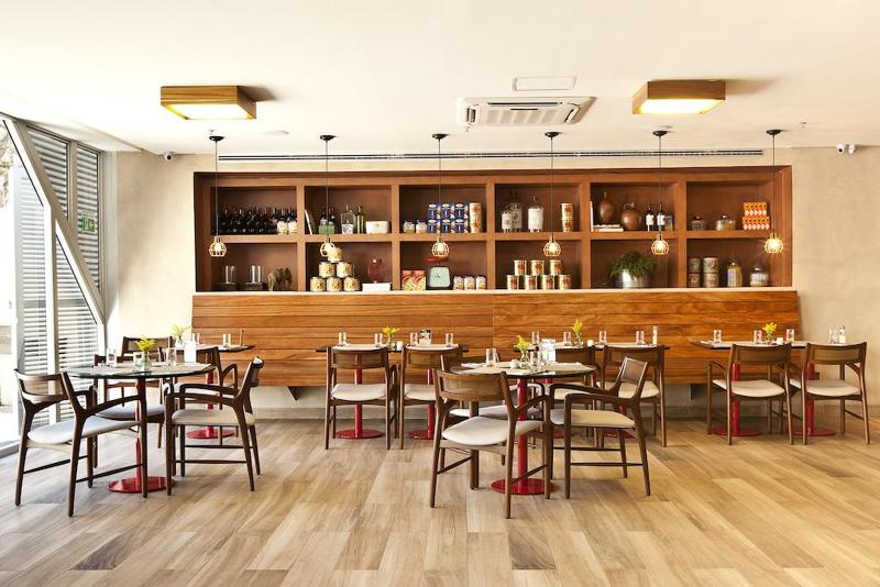 هتل Esuites Savassi Toscanini