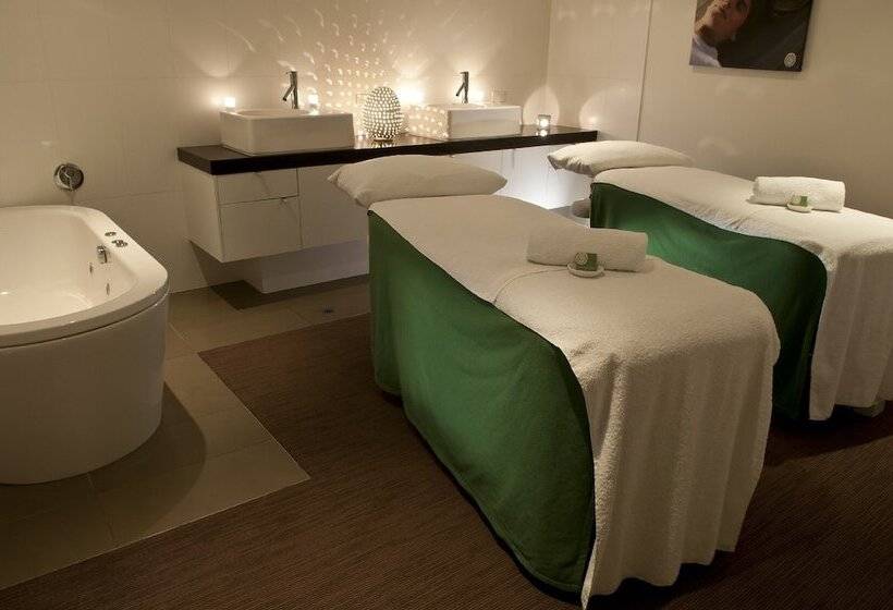 فندق Lady Bay Resort