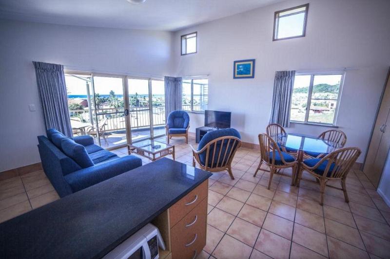 هتل Lennox Beach Resort
