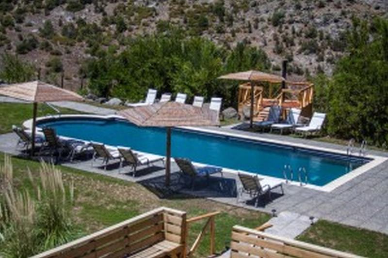 هتل Noi Puma Lodge